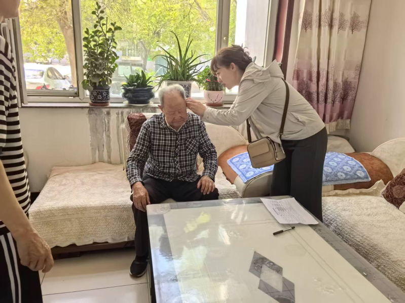 回访老兵，传递关爱“新声”